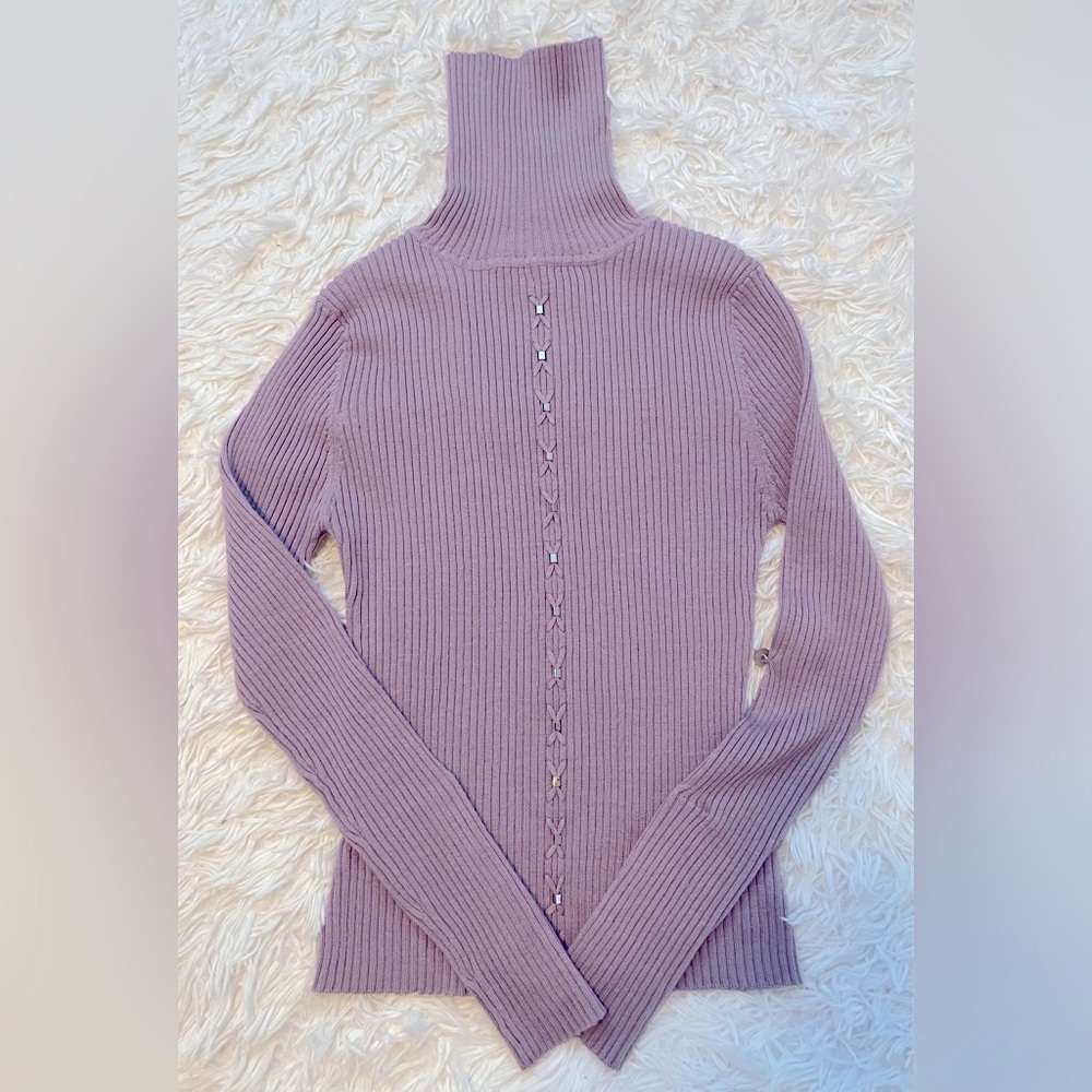 Lilac Knit Turtleneck Long Sleeve And Button Up 3/4 Sleeve Option. Size S